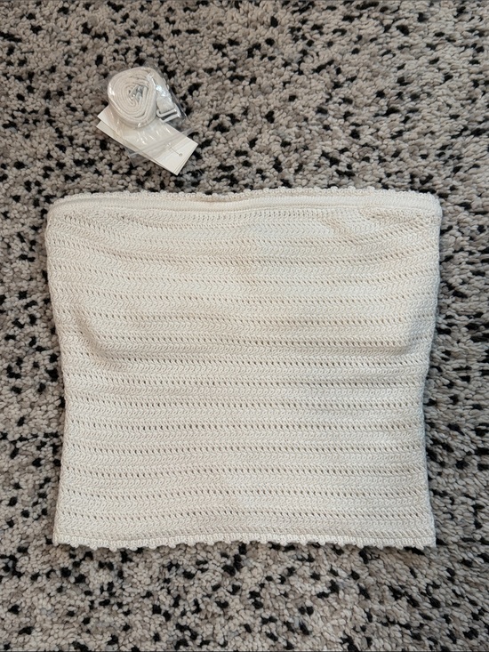 Abercrombie & Fitch Tops - A&F Strapless Top